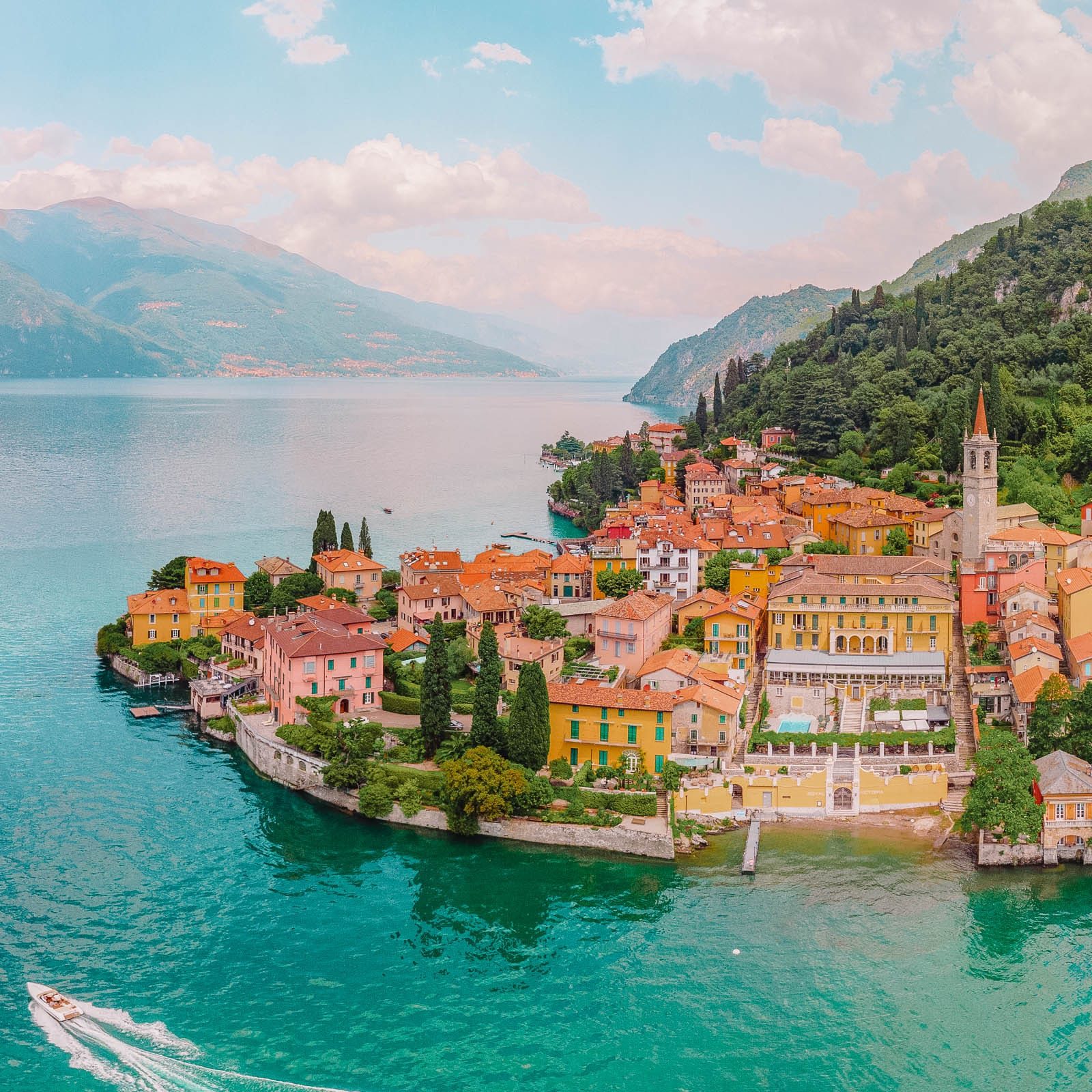 Landscape of Lake Como in Italy, popular destination for private aircraft charter