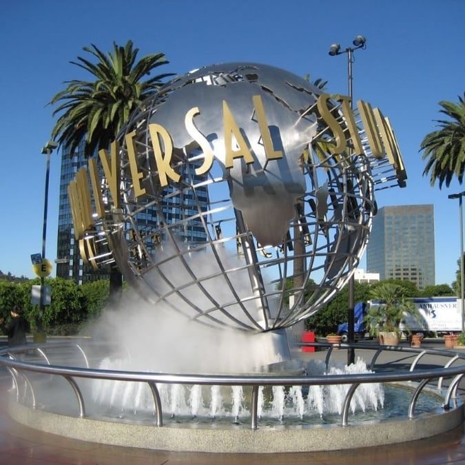 Hollywood Universal Studios, popular destination for private aircraft charter